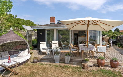 Daike - 25M from the Sea