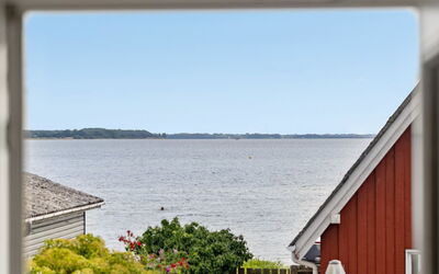 Ajvi - 50M from the Sea