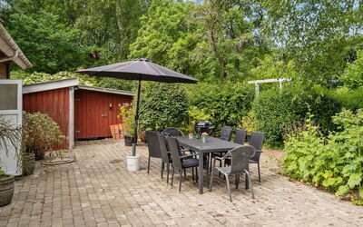 Jonni - 15Km from the Sea