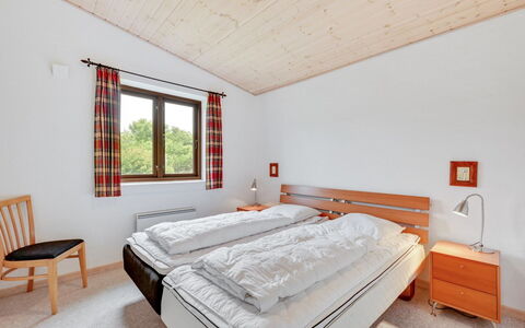 Rika - 525M to the Fjord: Casa, Letto, Camera Da Letto, Villetta, Telaio Del Letto, Bedding, Latifoglie, Congelamento, Lenzuolo, Hotel
