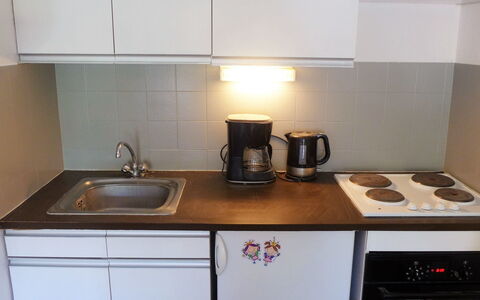 Cavalaire 240: Controsoffitto, Proprietà, Piano Cottura, Cucina, Camera, Stufa A Gas, Cucina Stufa, Elettrodomestico Da Cucina, Cabinetry, Apparecchio Major