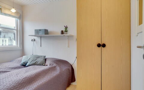 Tofan - 100M to the Fjord: Mobilia, Parete, Legna, Interior Design, Pavimentazione, Camera Da Letto, Pavimento, Letto, Camera, Soffitto