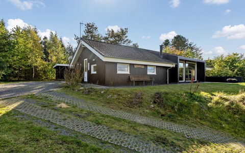 Merja - 3Km from the Sea: Legna, Casa, Portico, Deck, Latifoglie, Tetto, Color Legno, Pavimento In Legno, Eco Hotel