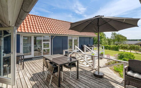 Edvia - 700M to the Fjord: Deck, Shade, Latifoglie, Mobili Da Esterno, Portico, Plank, Estate, Sedia, Color Legno, Design