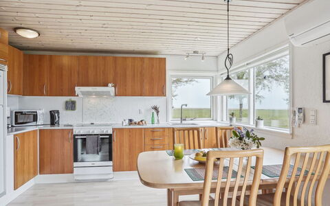 Rayla - 150M from the Sea: Interior Design, Pavimentazione, Mobilia, Legna, Soffitto, Pavimento, Cucina, Lampada, Controsoffitto, Pavimento In Legno