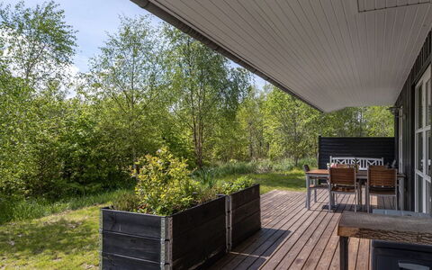 Berta - 300M from the Sea: Legna, Arbusto, Lotto, Groundcover, Giardino, Shade, Deck, Backyard, Raccordo, Cortile