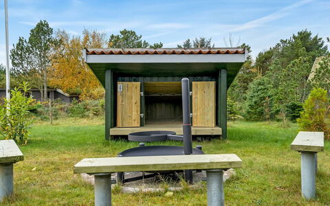 Birghir - 1.5Km from the Sea: Villetta, Capannone, Capanna, Agriturismo, Prateria, Baracca, Fienile, Log Cabin, Edifici Giardino