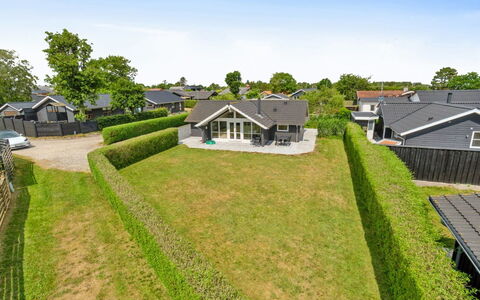 Gertrud - from the Sea: Legna, Tetto, Casa, Villetta, Porta, Casa, Raccordo, Lotto, Edifici Giardino, Capannone