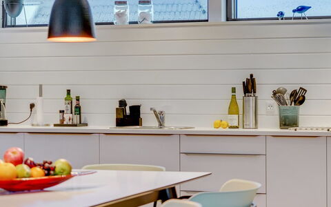Claus - 500M from the Sea: Interior Design, Mobilia, Pavimentazione, Legna, Cucina, Controsoffitto, Illuminazione, Casa, Tavola, Pavimento
