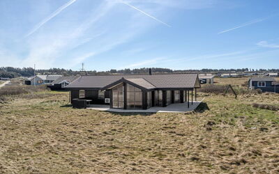 Tjarko - 150M from the Sea