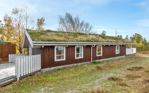 Bille - 200M from the Sea: Architettura, Tetto, Casa, Materiale Composito, Illuminazione Diurna, Raccordo, Driveway