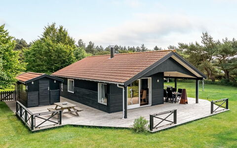 Allie - 150M from the Sea: Tetto, Casa, Casa, Villetta, Raccordo, Estate, Driveway, Edifici Giardino, Cortile, Capannone