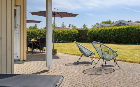 Wreth - 300M from the Sea: Blu, Arbusto, Villetta, Groundcover, Giardino, Estate, Shade, Landscaping, Agriturismo, Eco Hotel