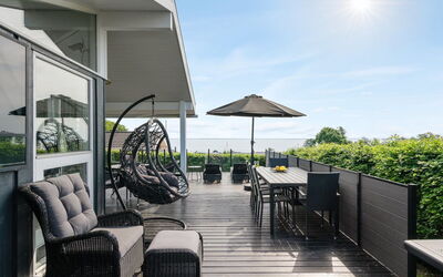 Aasta - 250M from the Sea
