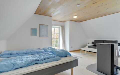 Knut - 10Km from the Sea: Legna, Color Legno, Plank, Latifoglie, Villetta, Deck, Raccordo, Shade, Pavimento In Legno, Edifici Giardino