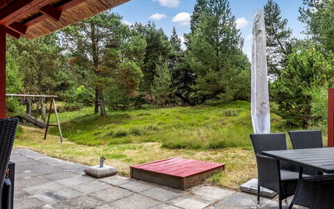 Alflak - 5.2Km from the Sea: Arbusto, Lotto, Giardino, Villetta, Landscaping, Cortile, Backyard, Shade, Edifici Giardino, Prato