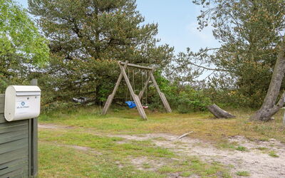 Jaskirt - 125M from the Sea