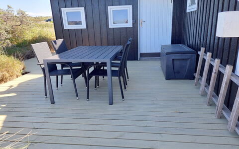 Sixten - 450M from the Sea: Legna, Pavimento, Pavimentazione, Latifoglie, Deck, Pavimento In Legno, Color Legno, Plank, Materiale Composito, Portico