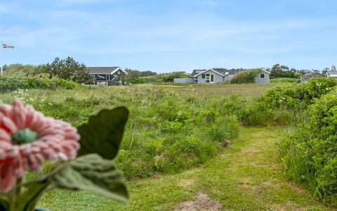 Verene - 400M from the Sea: Villetta, Backyard, Cortile, Edifici Giardino, Capannone, Raccordo, Mobili Da Esterno, Log Cabin, Struttura Esterna, Baracca