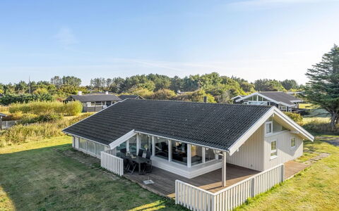 Otta - 779M from the Sea: Casa, Casa, Tetto, Architettura, Villetta, Estate, Raccordo, Shade, Design, Portico
