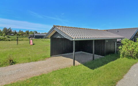 Gretha - 1.0Km from the Sea: Tetto, Shade, Cortile, Capannone, Edifici Giardino, Driveway, Raccordo, Box Auto, Backyard, Agriturismo