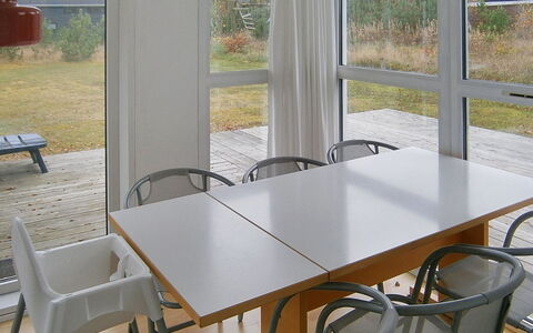 Siggi - 400M from the Sea: Zona Residenziale, Tetto, Sobborgo, Driveway, Estate, Camino