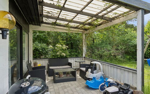 Gadde - 1Km from the Sea: Giardino, Shade, Struttura Esterna, Backyard, Mobili Da Esterno, Terrazza, Cortile, Portico, Sedia, Pergola