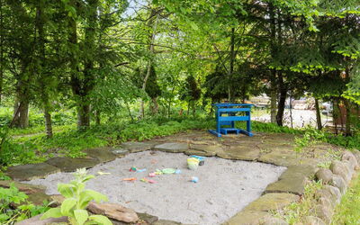 Ilena - 16.3Km from the Sea