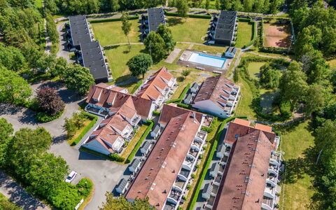 Anniek - 1Km to the Fjord: Legna, Tetto, Architettura, Casa, Casa, Villetta, Raccordo, Latifoglie, Pendenza, Estate