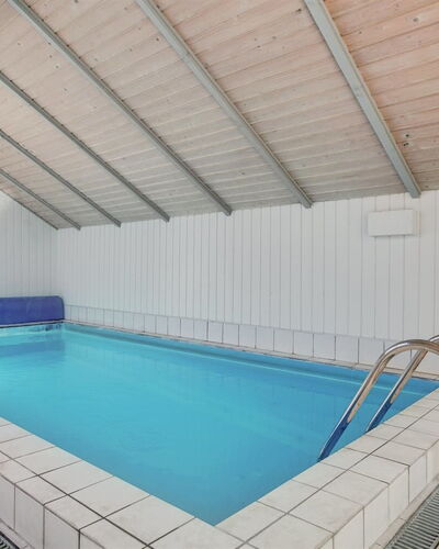 Erly - 500M from the Sea