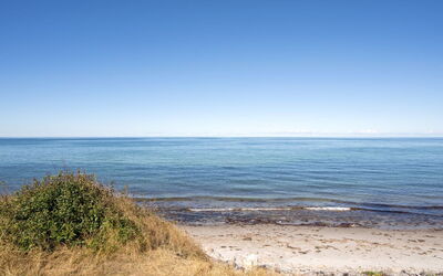 Carmen - 25M from the Sea