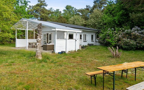 Rietrikki - 1.5Km from the Sea: Casa, Casa, Villetta, Lotto, Tetto, Area Rurale, Backyard, Prato, Giardino, Raccordo