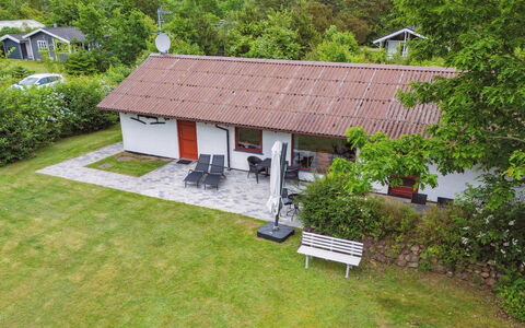 Merita - 1.1Km from the Sea: Appartamento, Shade, Balcone, Sedia, Recinzione, Mobili Da Esterno, Alluminio, Erba Sintetica