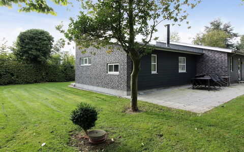 Bjerne - 200M from the Sea: Legna, Villetta, Latifoglie, Plank, Color Legno, Edifici Giardino, Design, Cortile, Log Cabin, Backyard