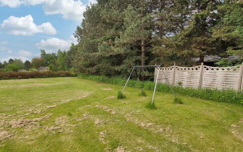 Lilian - 600M from the Sea: Zona Residenziale, Tetto, Sobborgo, Driveway, Estate, Camino
