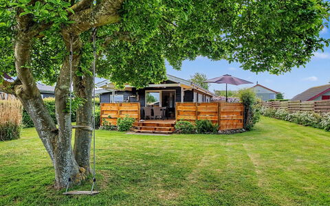 Gisl - 400M from the Sea: Giardino, Villetta, Edifici Giardino, Prato, Shade, Backyard, Cortile, Capannone, Log Cabin, Parco