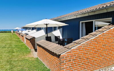 Emira - 50M from the Sea