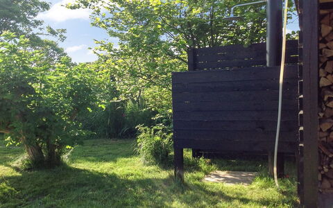 Bibi - 200M from the Sea: Blu, Arbusto, Villetta, Groundcover, Giardino, Estate, Shade, Landscaping, Agriturismo, Eco Hotel