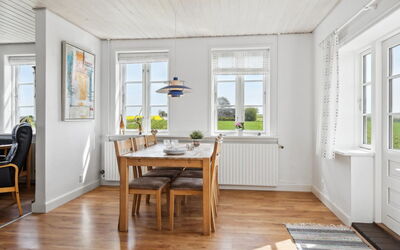 Store - 700M from the Sea