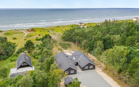 Jorn - 75M from the Sea: Casa, Tetto, Casa, Villetta, Capannone, Edifici Giardino, Raccordo, Cortile, Log Cabin, Capanna