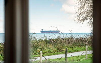 Joran - 120M from the Sea