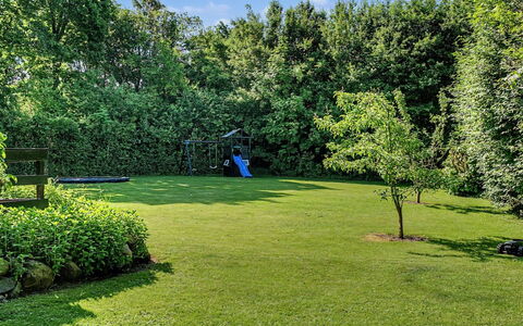 Hasti - 700M from the Sea: Erba, Verde, Albero, Giardino, Arbusto, Pascolo, Prato, Lotto, Shade