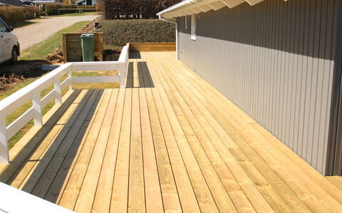 Apsolon - 150M from the Sea: Mobilia, Interior Design, Pavimentazione, Legna, Pavimento, Soffitto, Pavimento In Legno, Sedia, Tavolo, Illuminazione