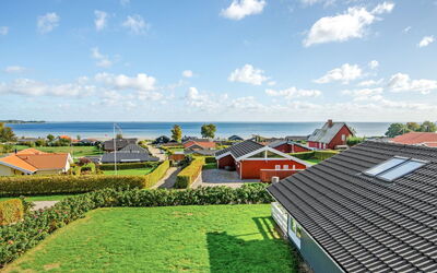 Apsolon - 150M from the Sea