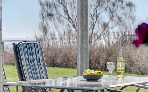 Snezana - 150M from the Sea: Zona Residenziale, Tetto, Sobborgo, Driveway, Estate, Camino