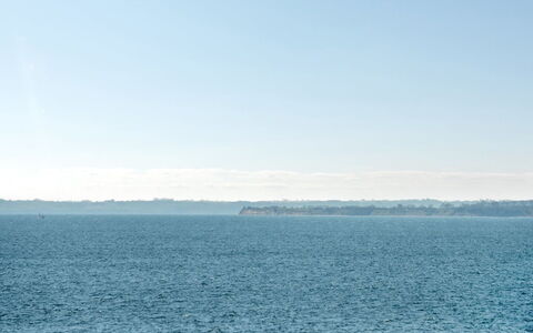 Snezana - 150M from the Sea: Zona Residenziale, Tetto, Sobborgo, Driveway, Estate, Camino