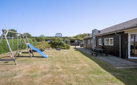 Iorund - 550M from the Sea: Tetto, Casa, Casa, Villetta, Porta, Raccordo, Deck, Portico, Plank, Latifoglie