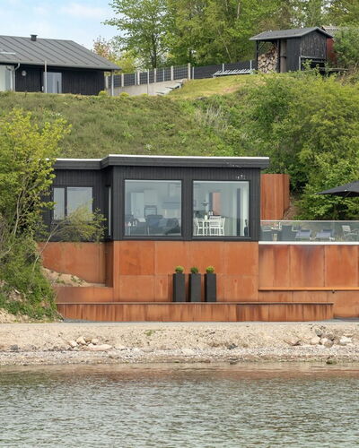 Florinda - 10M from the Sea