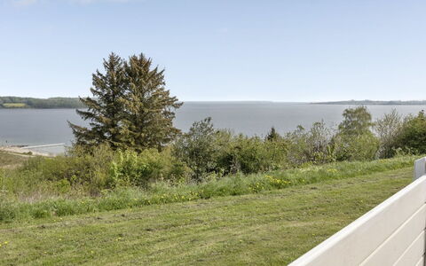 Alya - 200M from the Sea: Blu, Arbusto, Villetta, Groundcover, Giardino, Estate, Shade, Landscaping, Agriturismo, Eco Hotel