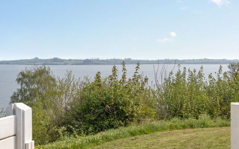 Alya - 200M from the Sea: Blu, Arbusto, Villetta, Groundcover, Giardino, Estate, Shade, Landscaping, Agriturismo, Eco Hotel